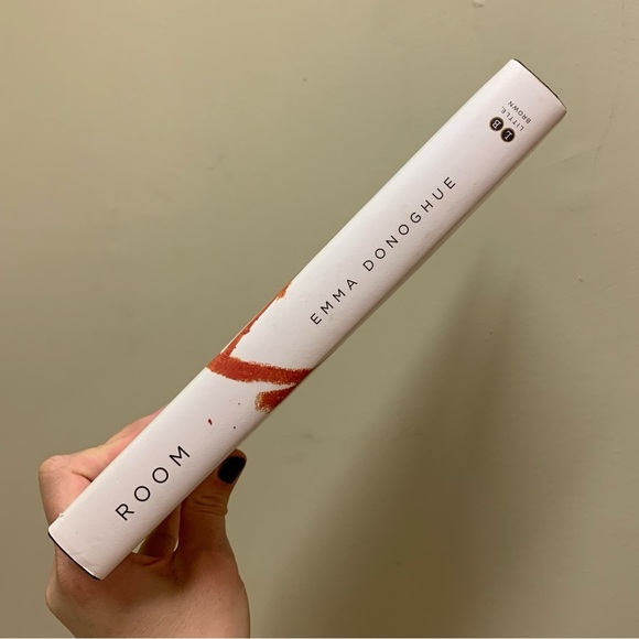 BOOKS 3 for $15 Room by Emma Donoghue - Picture 3 of 4